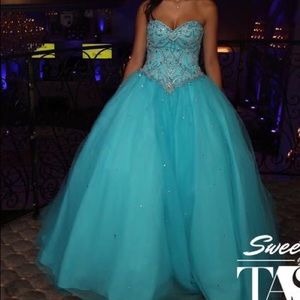Mori Lee Vizacya ** Quinceañera/Sweet 16 dress**